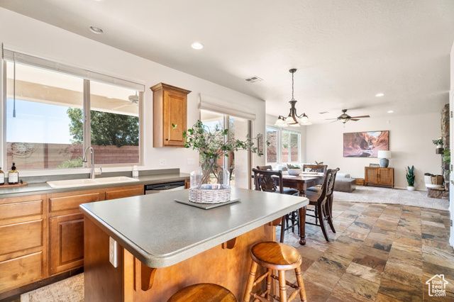 2602 E SPRING CANYON DR, Washington, UT 84780