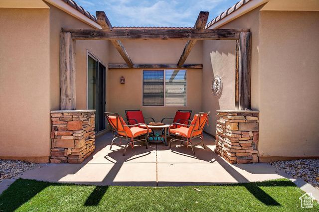 2602 E SPRING CANYON DR, Washington, UT 84780