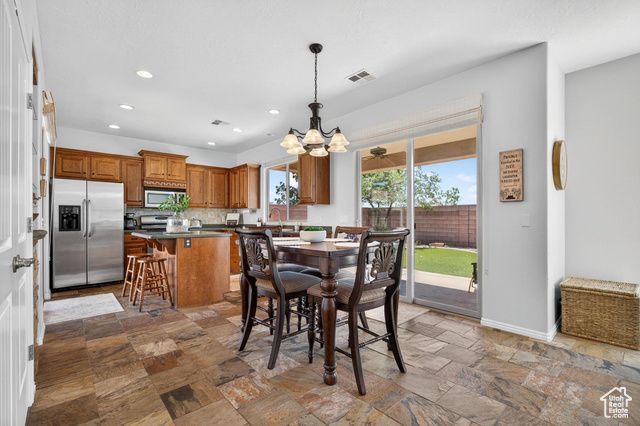 2602 E SPRING CANYON DR, Washington, UT 84780