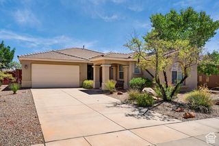 2602 E SPRING CANYON DR, Washington, UT 84780