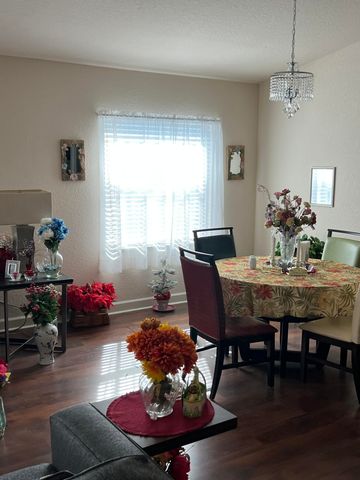 4 Alhambra S, Port St. Lucie, Port St Lucie, FL 34952