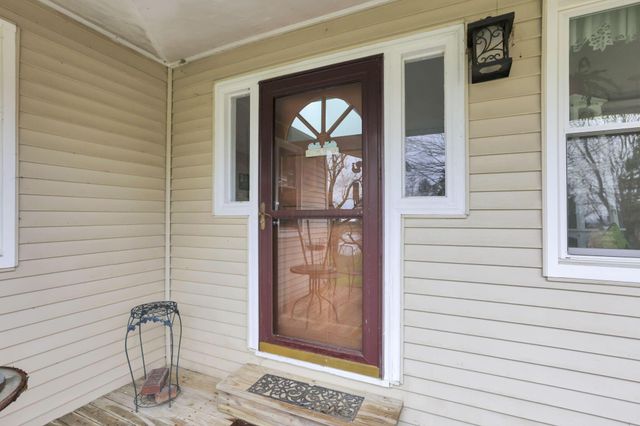 11138 York Road SW, Baltimore, OH 43105