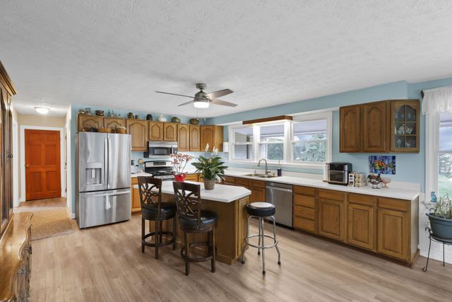 11138 York Road SW, Baltimore, OH 43105