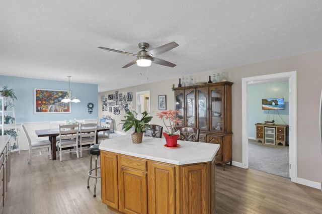 11138 York Road SW, Baltimore, OH 43105