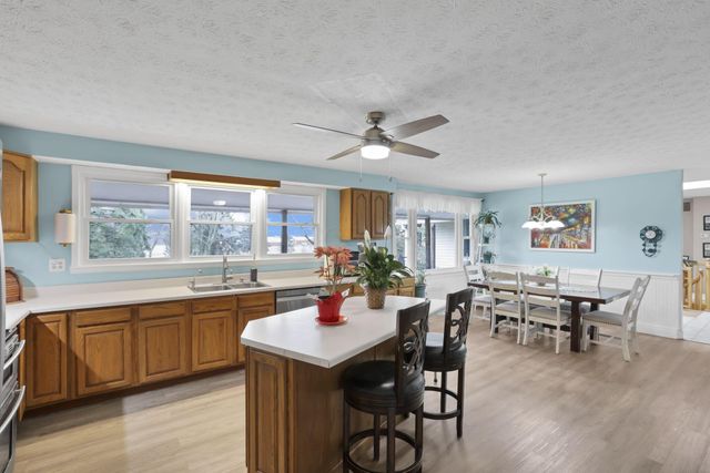 11138 York Road SW, Baltimore, OH 43105