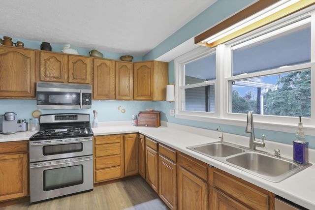 11138 York Road SW, Baltimore, OH 43105