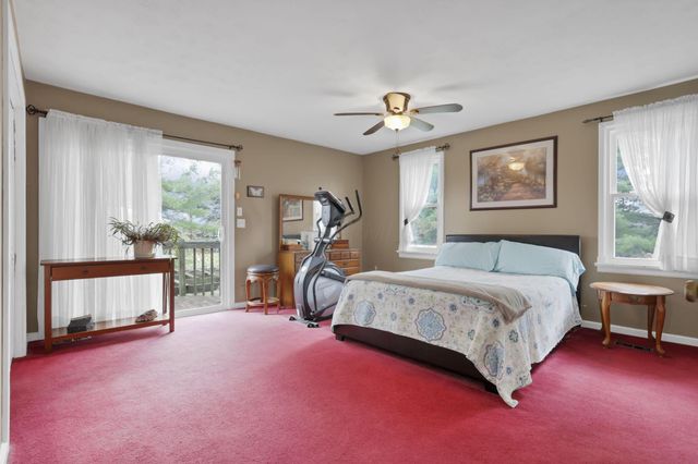 11138 York Road SW, Baltimore, OH 43105