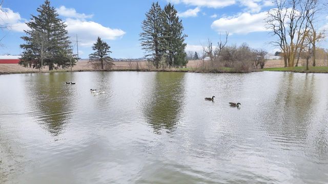 11138 York Road SW, Baltimore, OH 43105