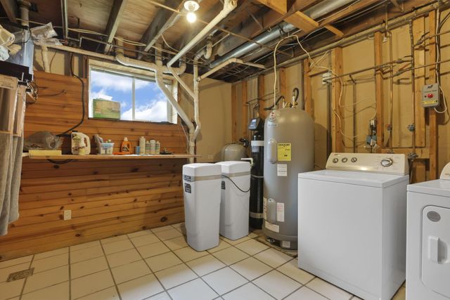 11138 York Road SW, Baltimore, OH 43105