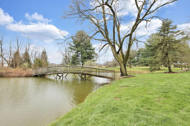 11138 York Road SW, Baltimore, OH 43105