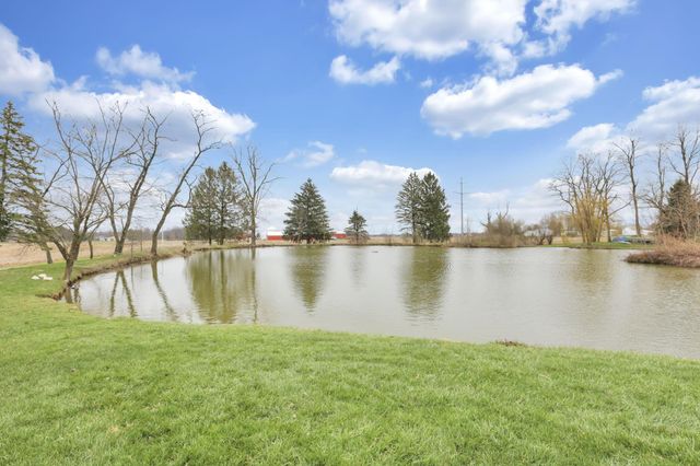 11138 York Road SW, Baltimore, OH 43105