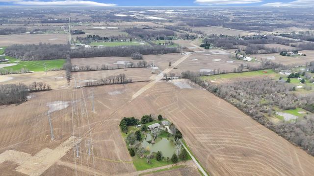 11138 York Road SW, Baltimore, OH 43105