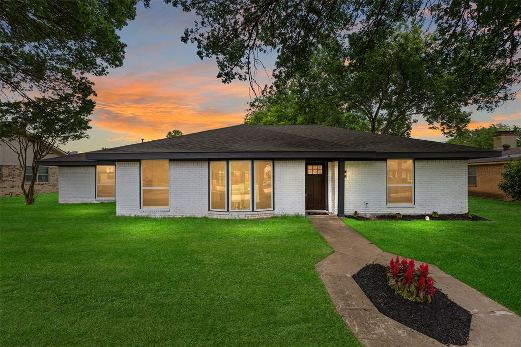 2118 Redondo Drive, Mckinney, TX 75071