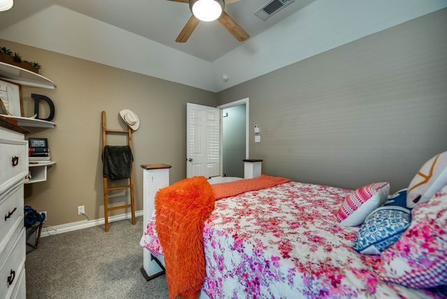 5305 Sherwood Dr, Midland, TX 79707