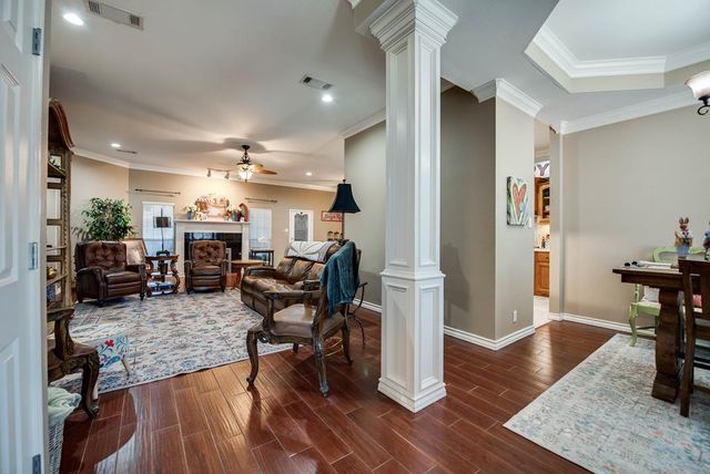 5305 Sherwood Dr, Midland, TX 79707