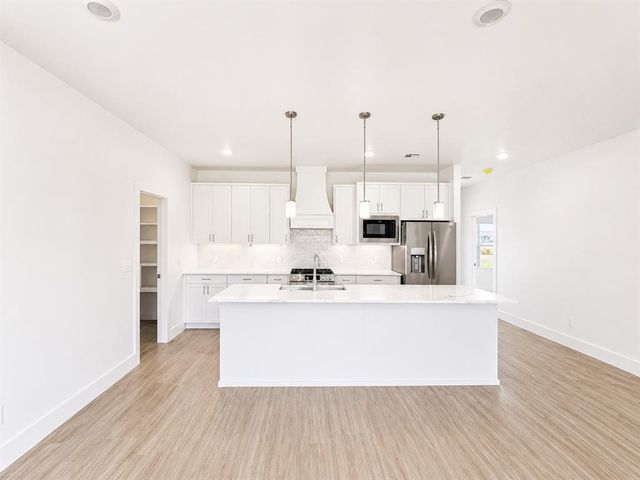 18021 Anthem Boulevard, Edmond, OK 73012