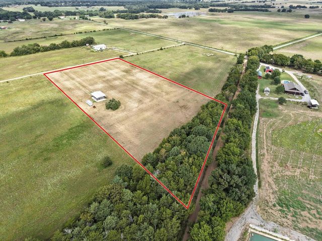 1362 County Road 2850, Honey Grove, TX 75446