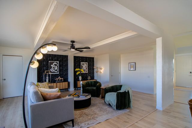 1812 S Bardo Street, Visalia, CA 93277