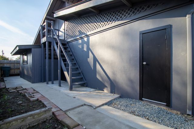 1812 S Bardo Street, Visalia, CA 93277