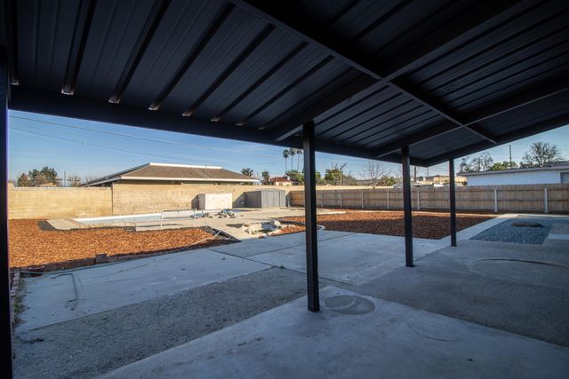 1812 S Bardo Street, Visalia, CA 93277