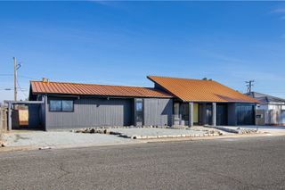 1812 S Bardo Street, Visalia, CA 93277