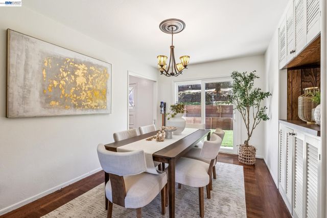 18810 Madison Ave, Castro Valley, CA 94546