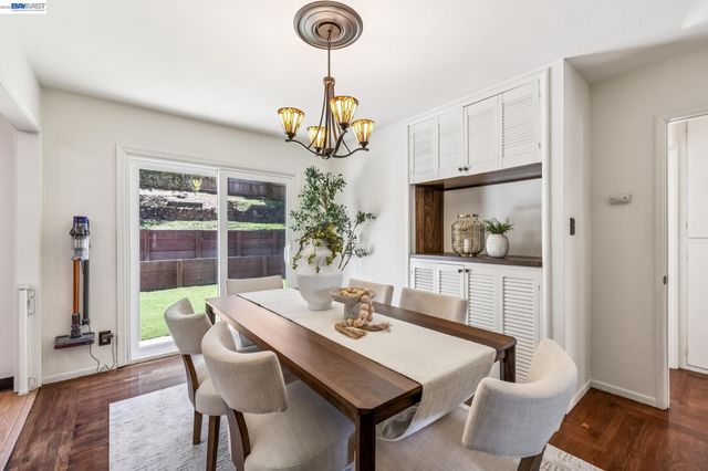 18810 Madison Ave, Castro Valley, CA 94546