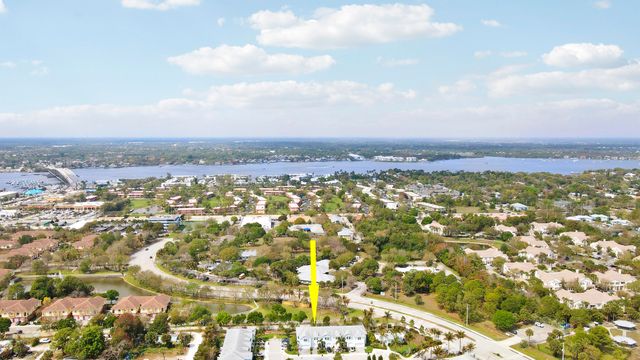303 SE Halifax Lane, Stuart, FL 34994