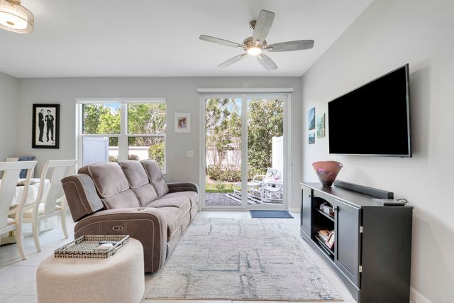 303 SE Halifax Lane, Stuart, FL 34994