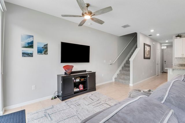 303 SE Halifax Lane, Stuart, FL 34994