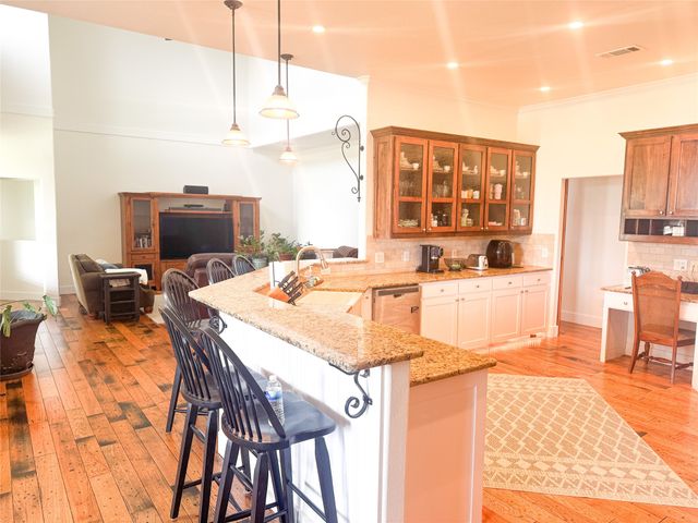 6670 Green Valley Circle, Aubrey, TX 76227