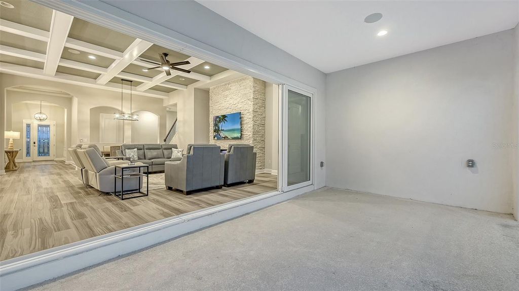 Image 17 of property listing at 17811 ROOST PLACE, Bradenton, FL 34211