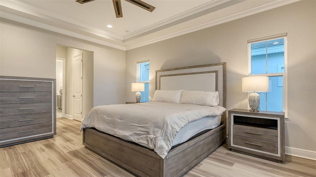 Image 19 of property listing at 17811 ROOST PLACE, Bradenton, FL 34211