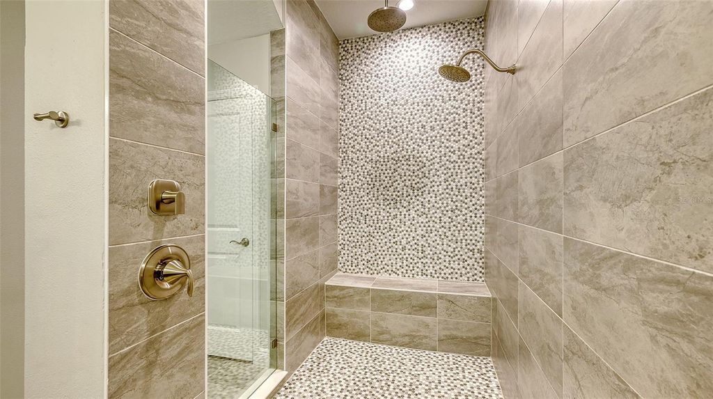 Image 21 of property listing at 17811 ROOST PLACE, Bradenton, FL 34211