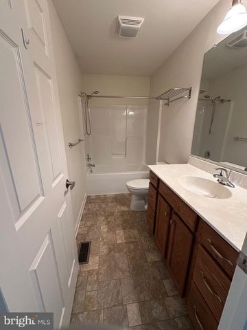 169 WINDING CARRIAGE LN, Dover, DE 19904