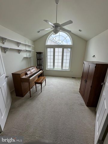 169 WINDING CARRIAGE LN, Dover, DE 19904