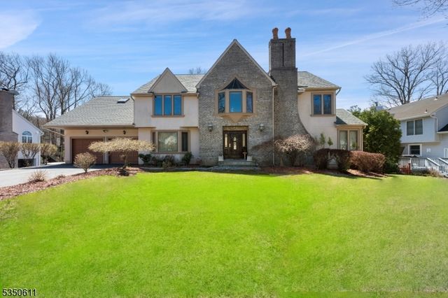 39 Lenox Rd, Rockaway Twp., NJ 07866