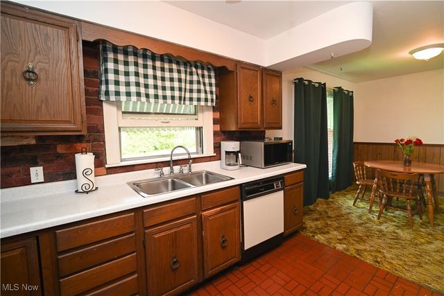 252 Rosemont Avenue, Austintown, OH 44515