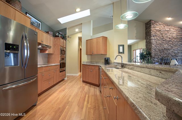 15 Shenecossett Lane, Pinehurst, NC 28374