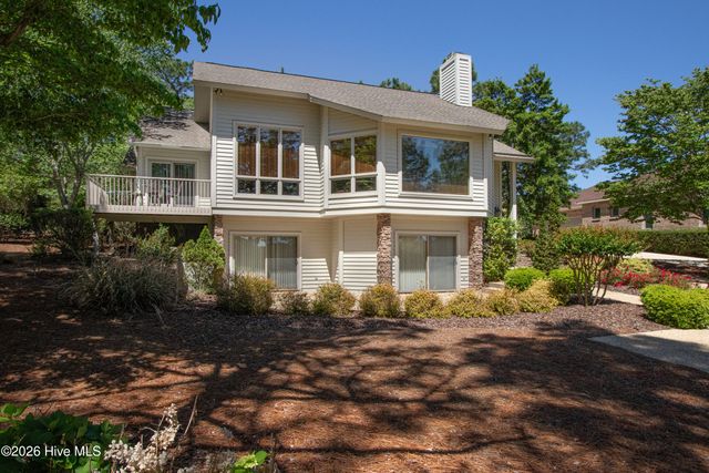 15 Shenecossett Lane, Pinehurst, NC 28374