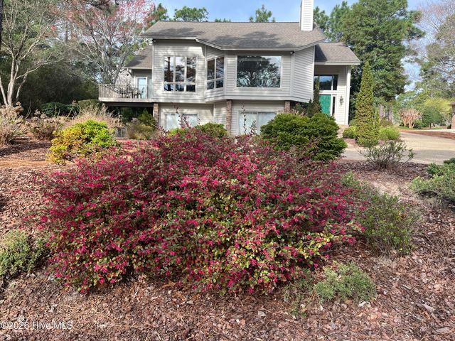 15 Shenecossett Lane, Pinehurst, NC 28374
