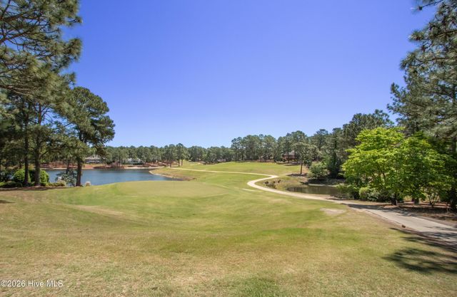 15 Shenecossett Lane, Pinehurst, NC 28374
