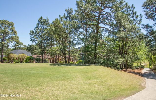 15 Shenecossett Lane, Pinehurst, NC 28374