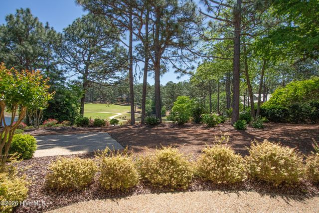 15 Shenecossett Lane, Pinehurst, NC 28374