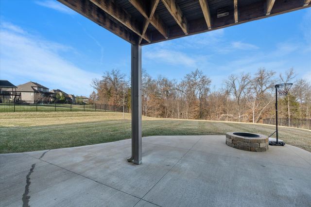 4609 SAWGRASS DR, Columbia, MO 65203