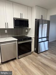 307 YOAKUM PKWY #1021, Alexandria, VA 22304