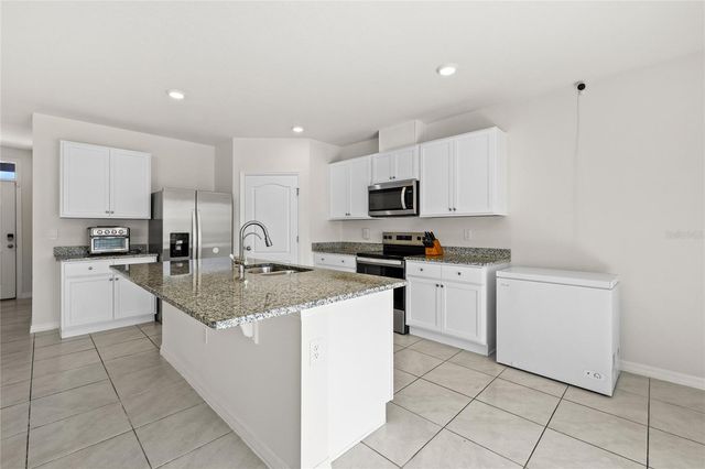 1117 GRIFFON AVENUE, Lake Alfred, FL 33850