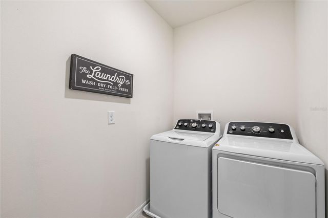 1117 GRIFFON AVENUE, Lake Alfred, FL 33850