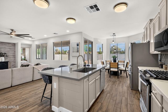19435 E THORNTON Road, Queen Creek, AZ 85142