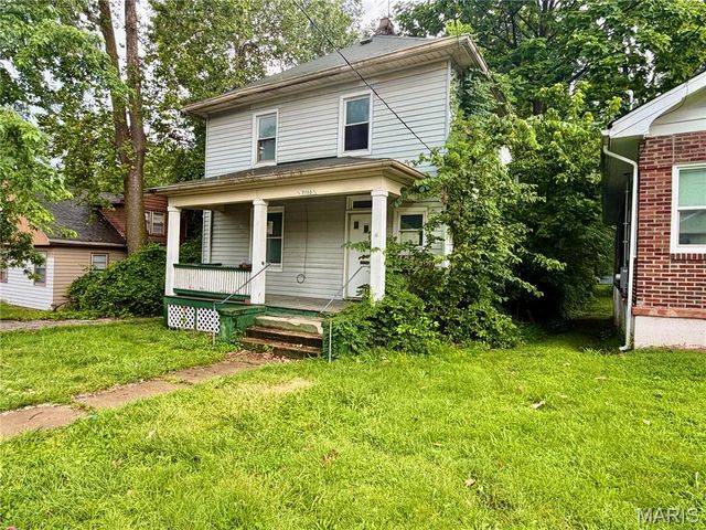 2705 Lyndhurst Avenue, St Louis, MO 63114